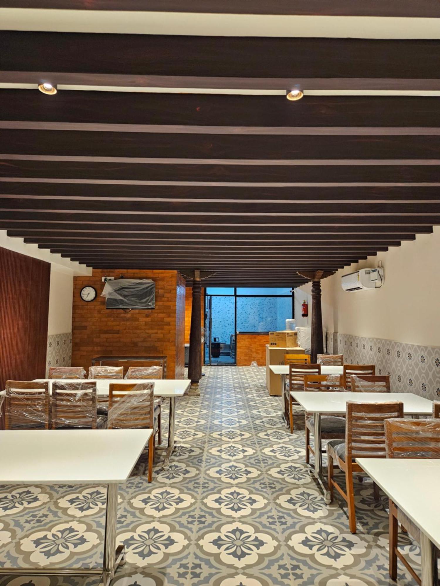 Hotel Pl Grand Karaikudi Dış mekan fotoğraf