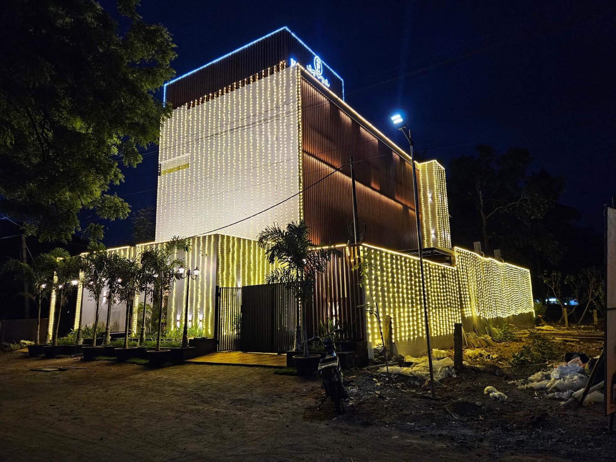 Hotel Pl Grand Karaikudi Dış mekan fotoğraf