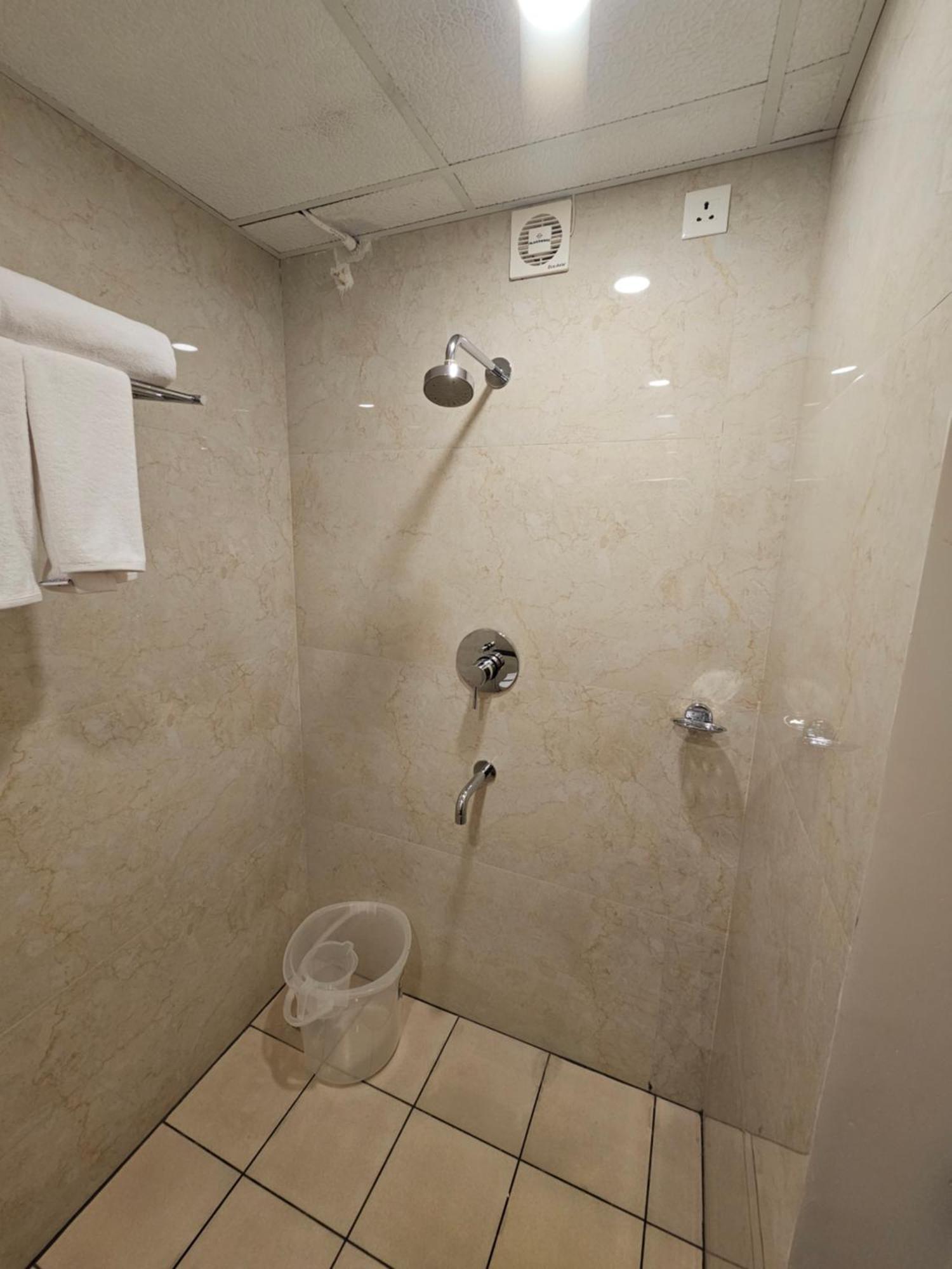Hotel Pl Grand Karaikudi Dış mekan fotoğraf