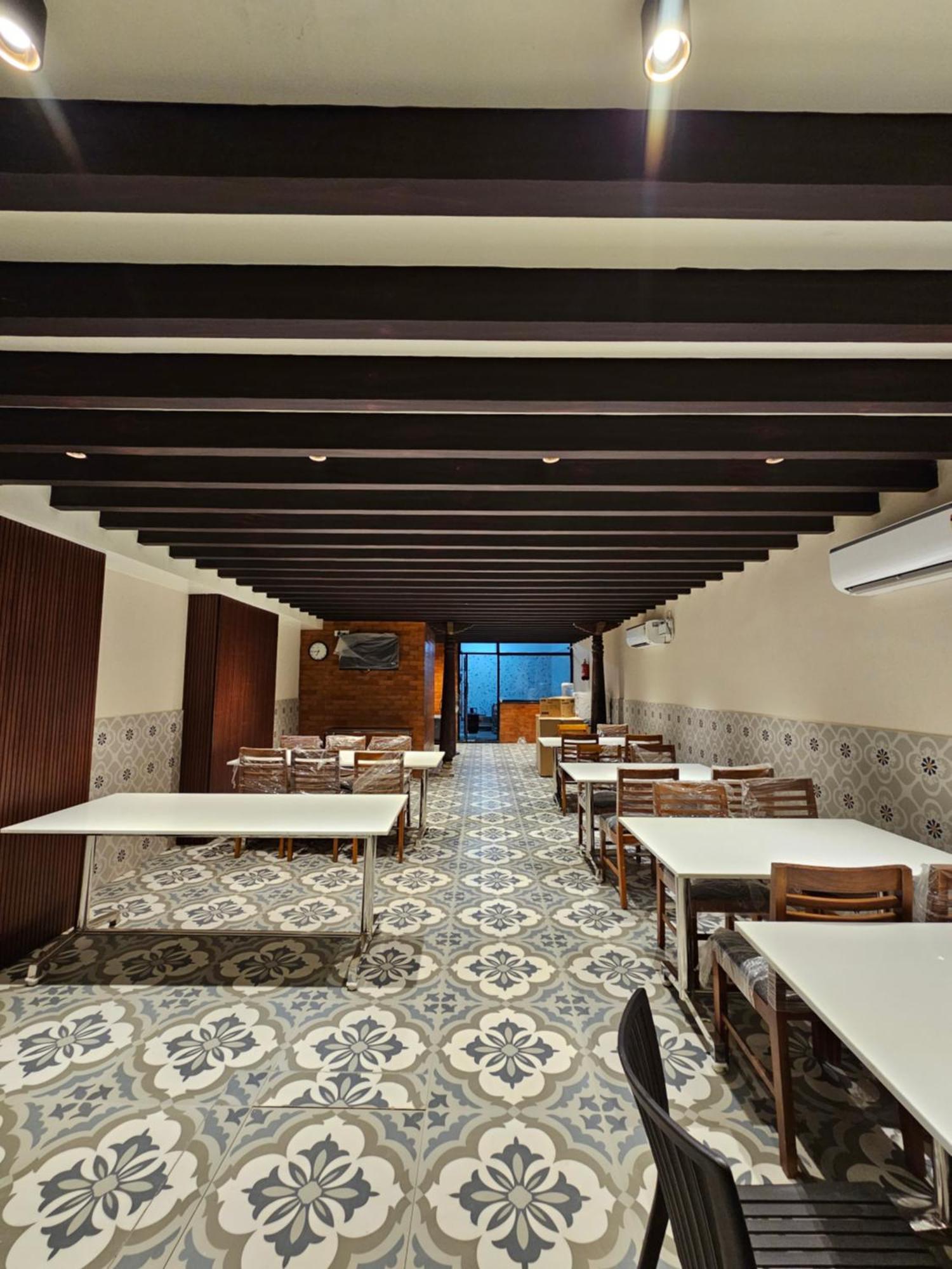 Hotel Pl Grand Karaikudi Dış mekan fotoğraf